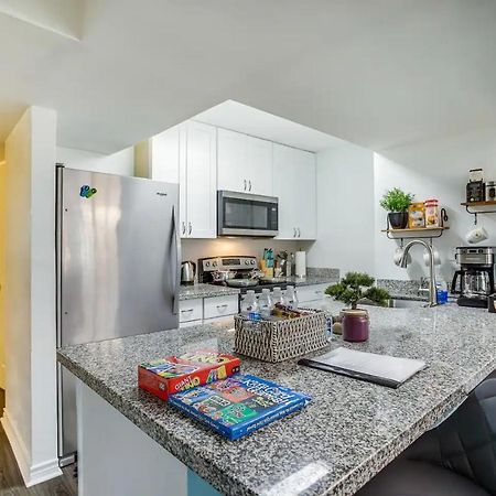 Lovely Comfort Uptown Condo For Houston Trip. エクステリア 写真